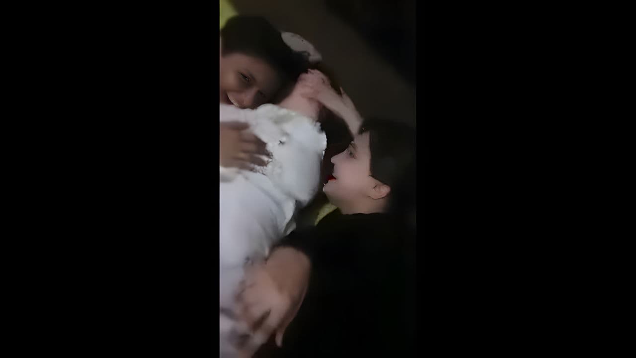 dirty talk lesbian girl