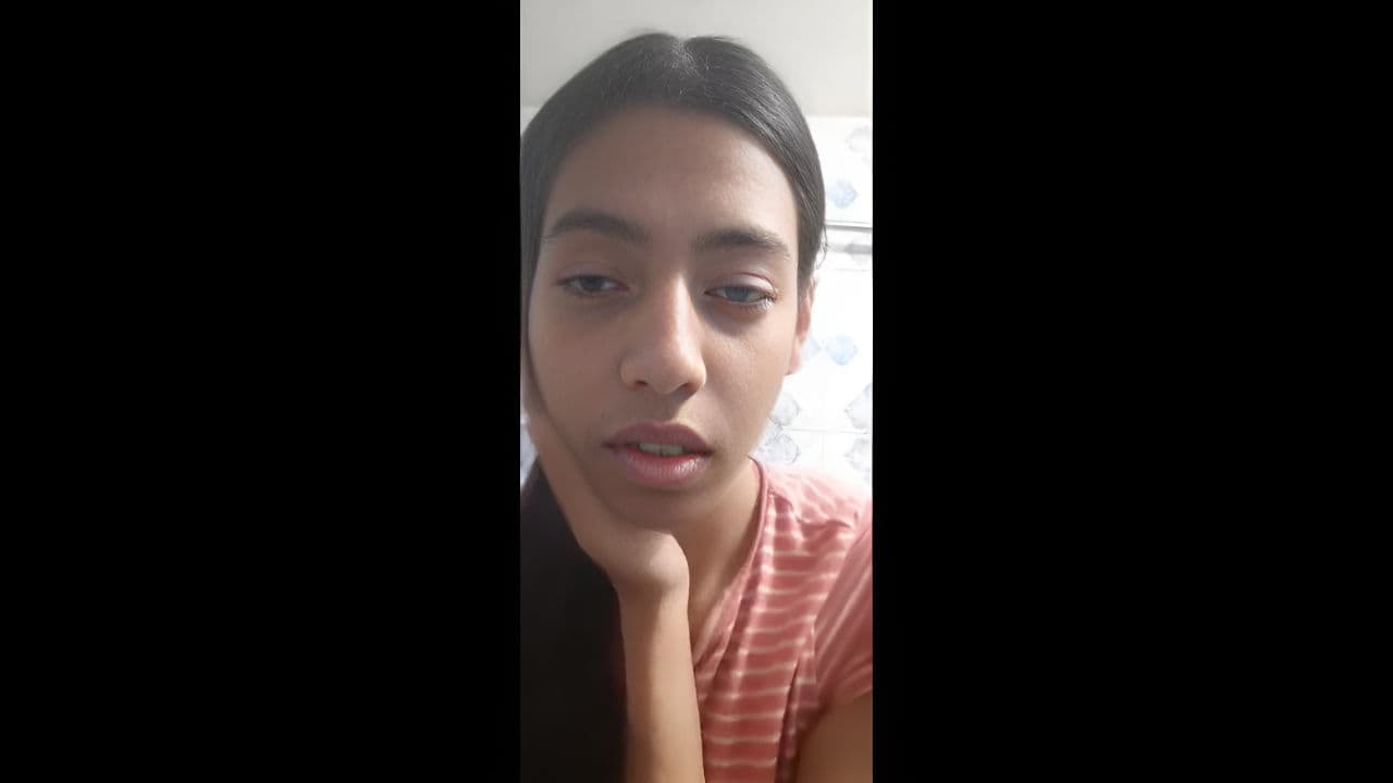 cute teen girl nude show