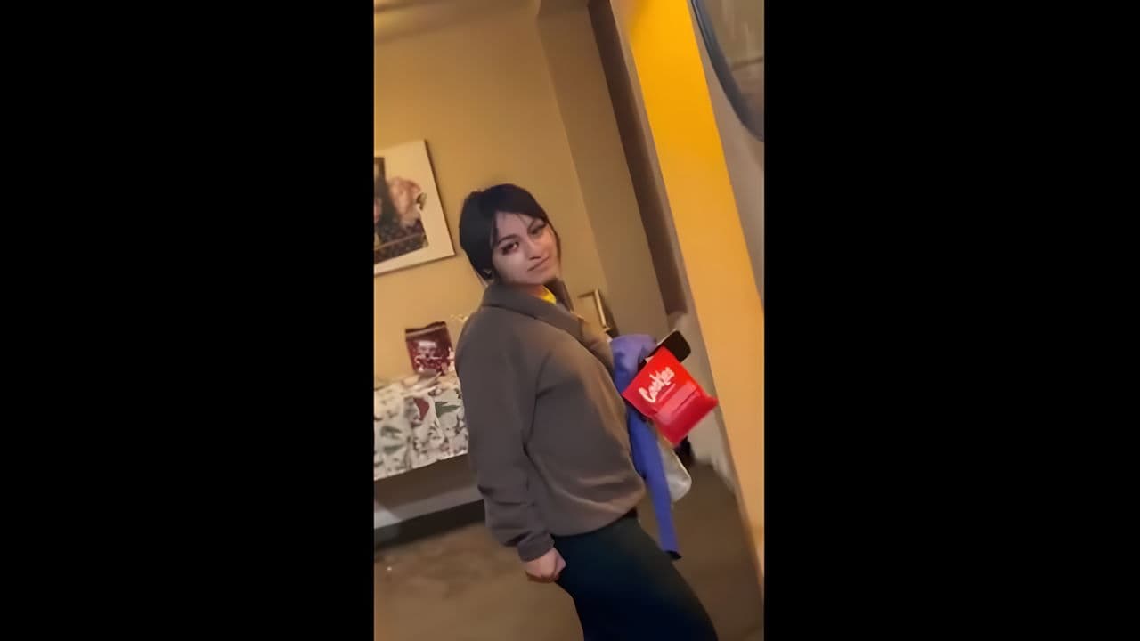 Hot sexy gf giving blowjob