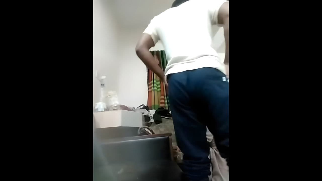 bhabhi pussy licking by house owner sex