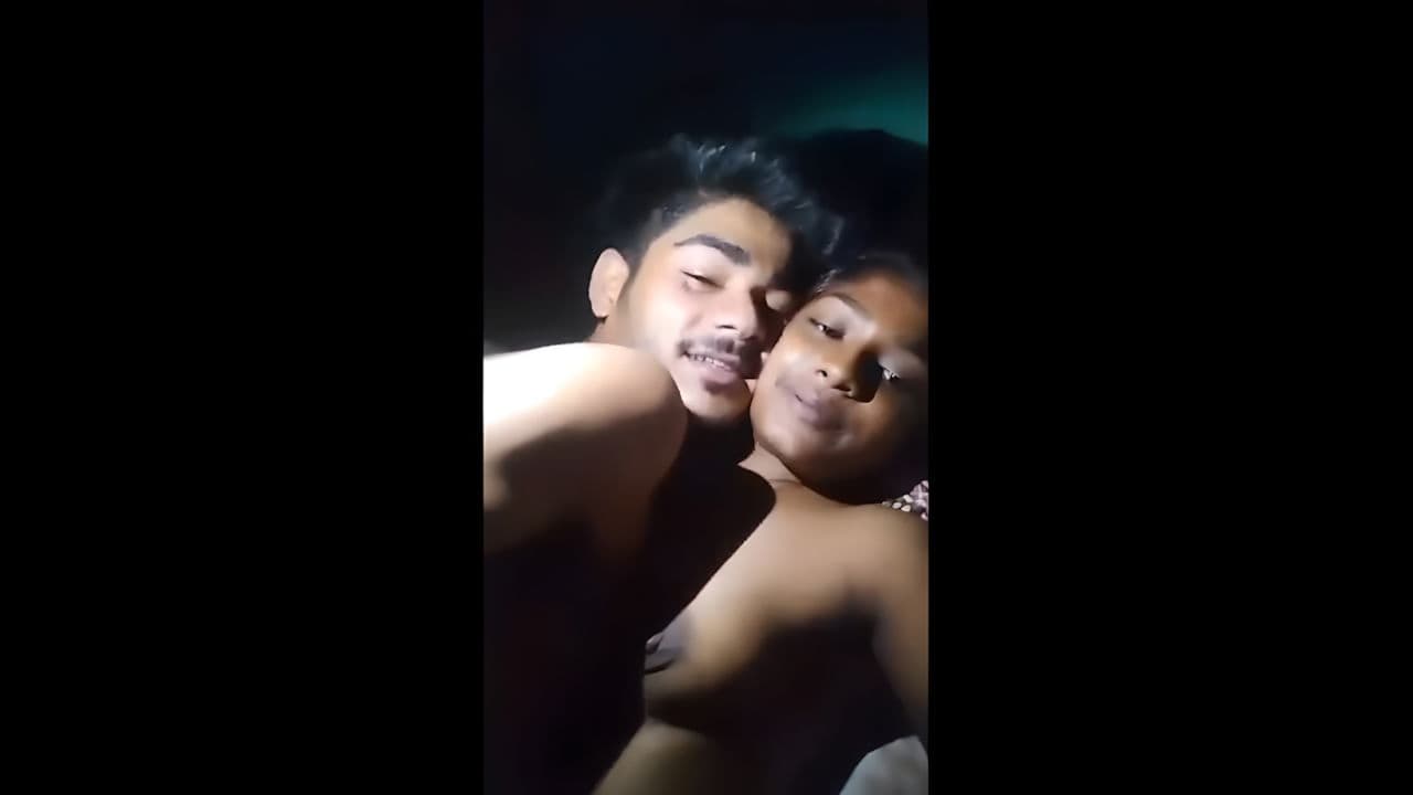 Desi lover fucking (1)