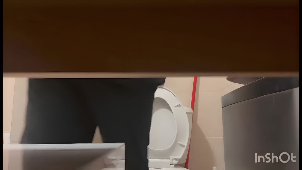 Beautiful Sister Nude Captured When Peeing In Washroom 23