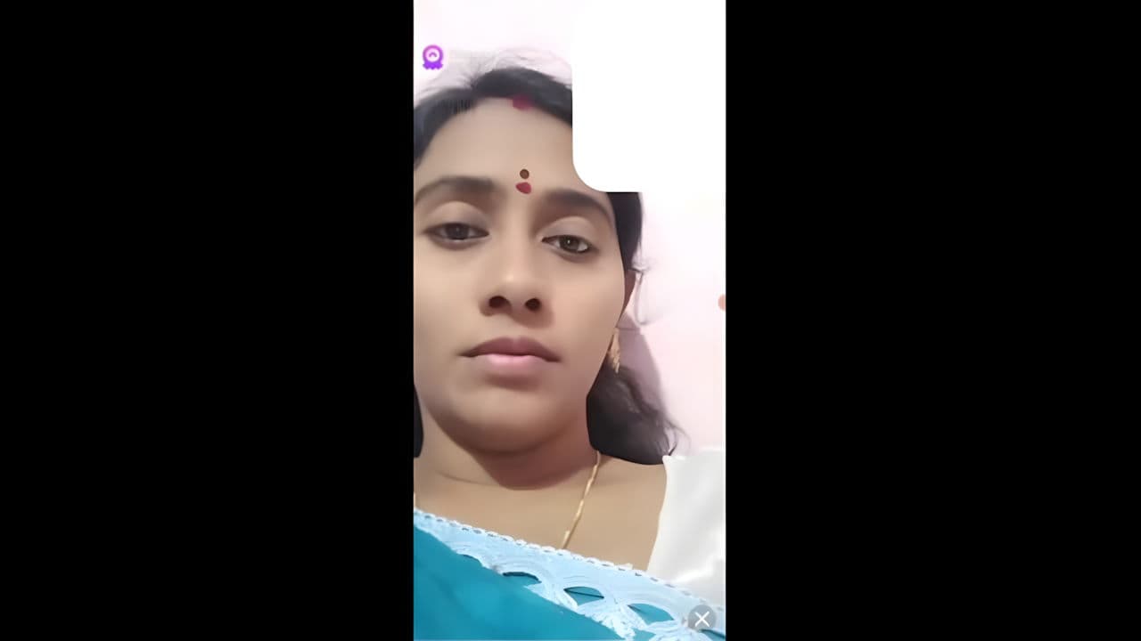 Angel123 Showing Her Big Boobs and Spreads Pussy on Chamet Live (1)