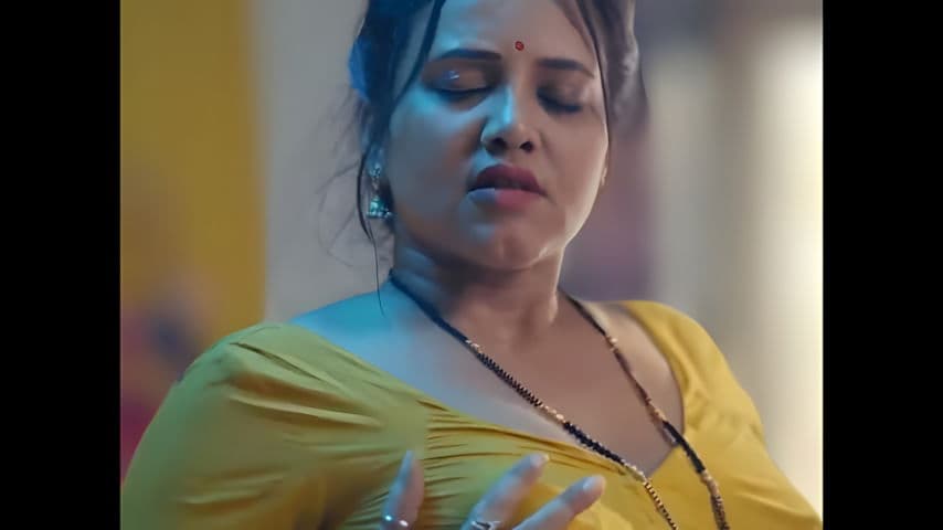 Priya Gamre Masturbating With Cucumber