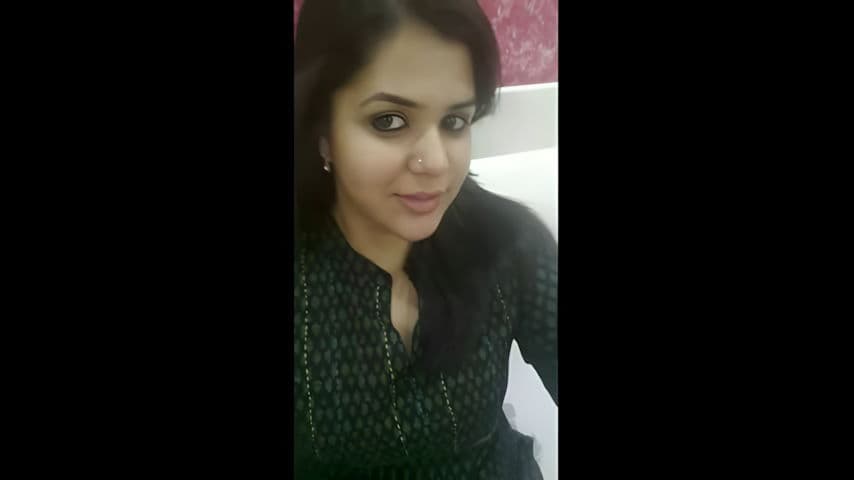 Desi Girlfriend Strips Nude For Boyfriend