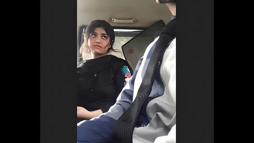 Desi Cute Girl Car Sex Tease
