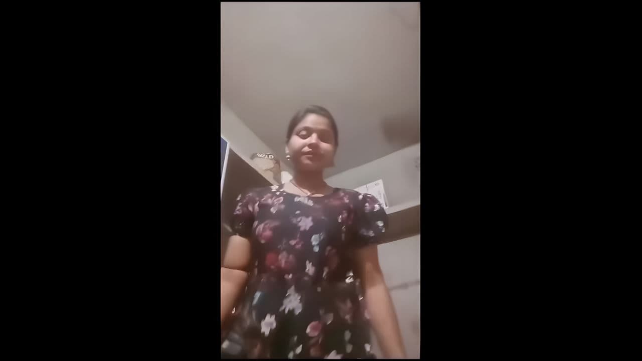 Beautiful Village Maal Girl Hot Show