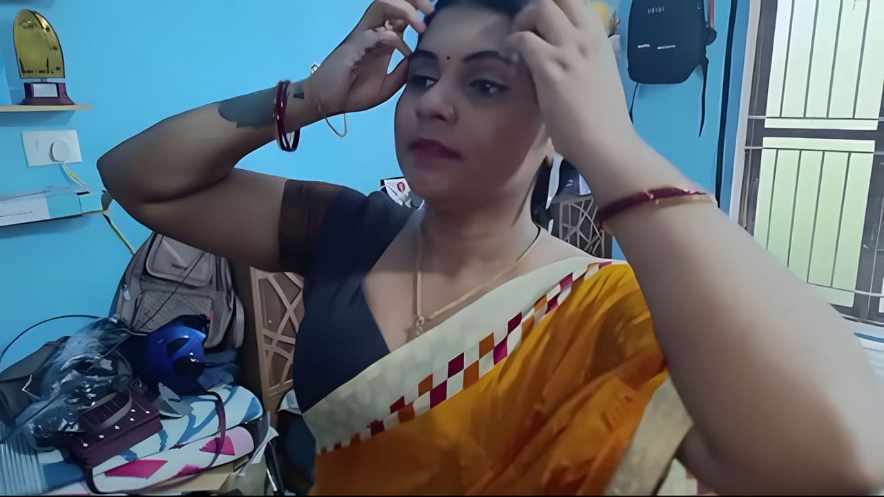 Vaishnavy and Sharun Raj Long Lip Lock Nude Sex