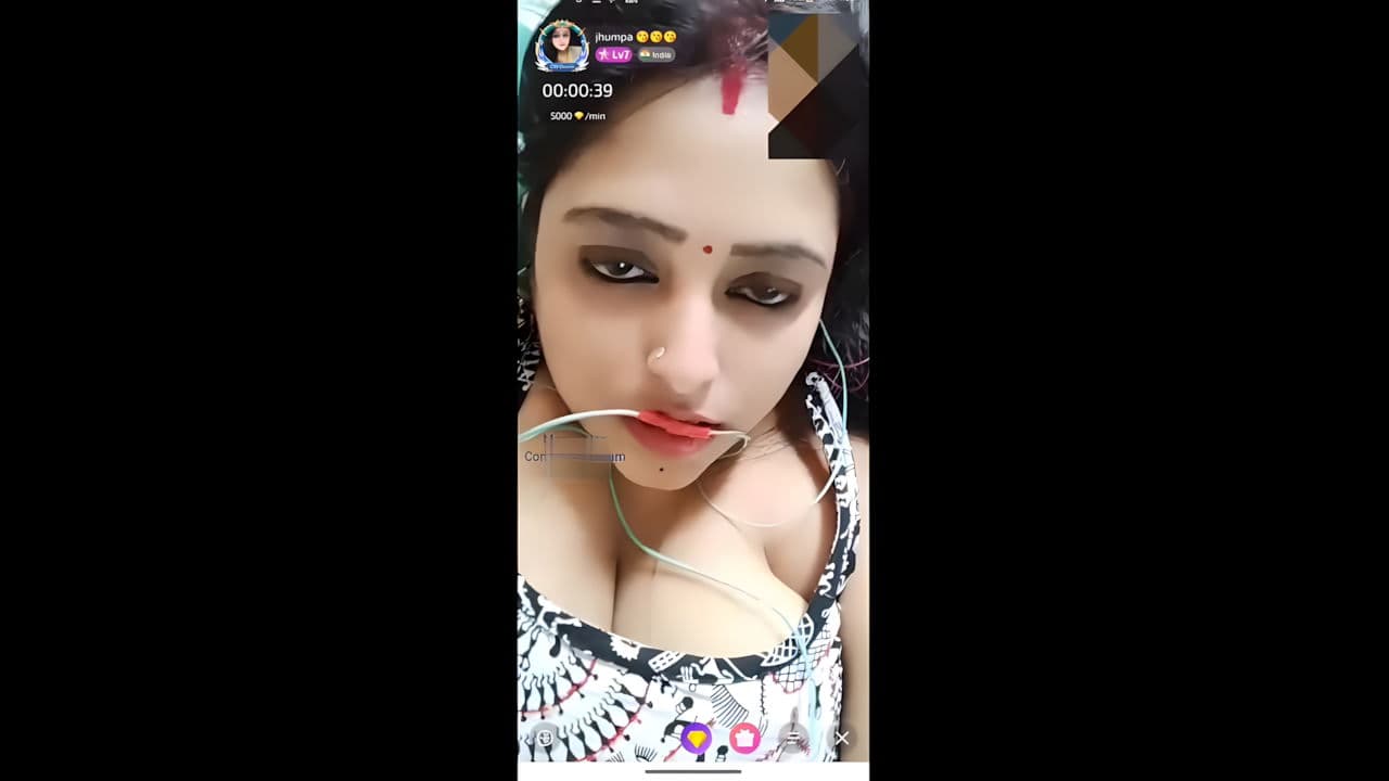 Chamet MILF Jhumpa Mega Live Show