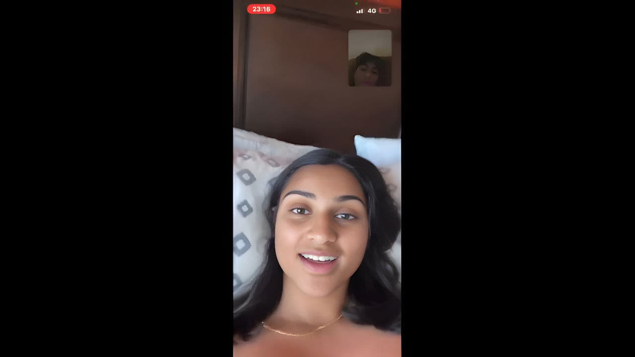 Cute Girl Showing Her Pussy on Video Call