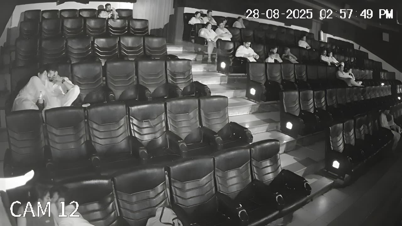 Cinema Hall (1)
