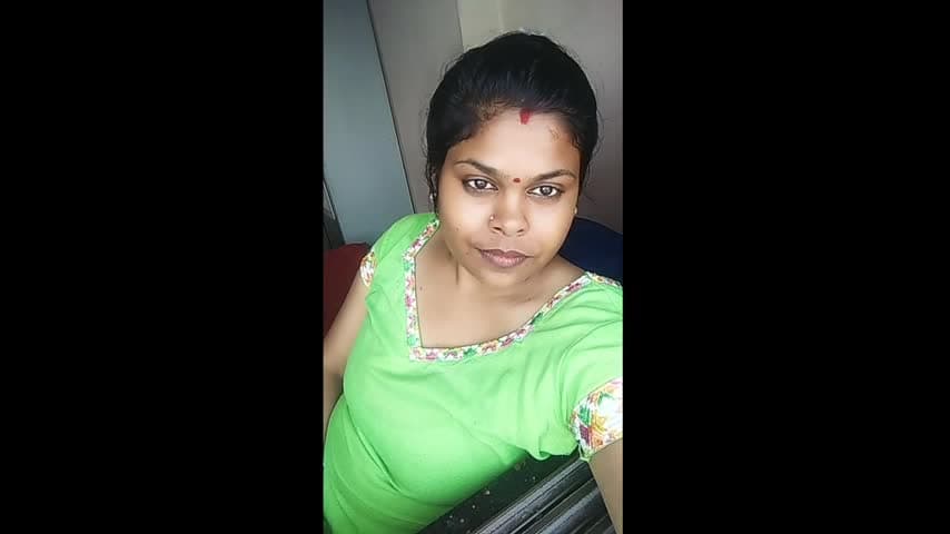 YouTuber Puja Bhabhi Nude (1)
