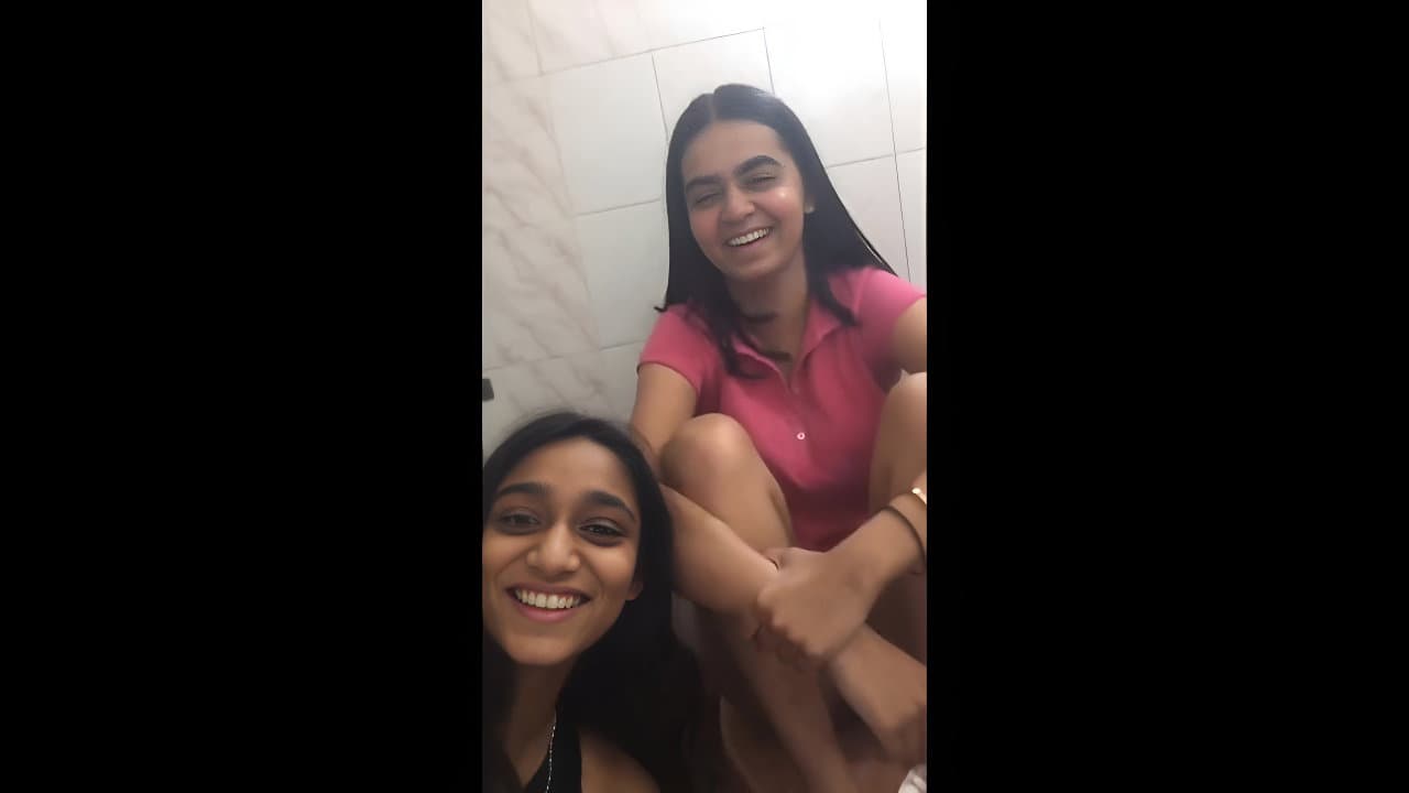 Beautiful Sexy Slim Indian Babe