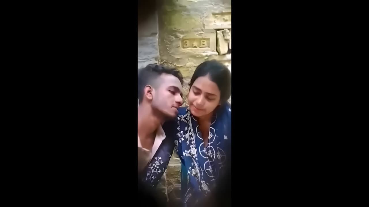 Beautiful Girlfriend Boobs Sucking and BJ to Lover Outdoor