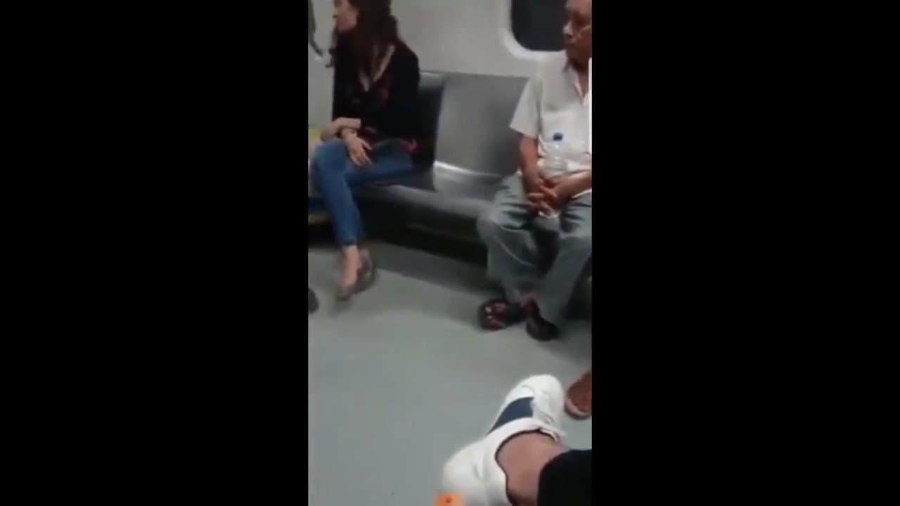 Viral BJ in Metro