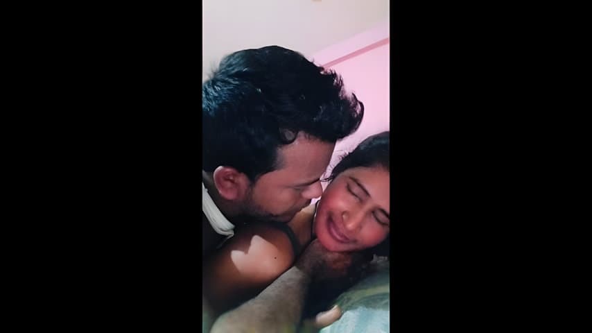 Desi Bhabhi Fucking (1)