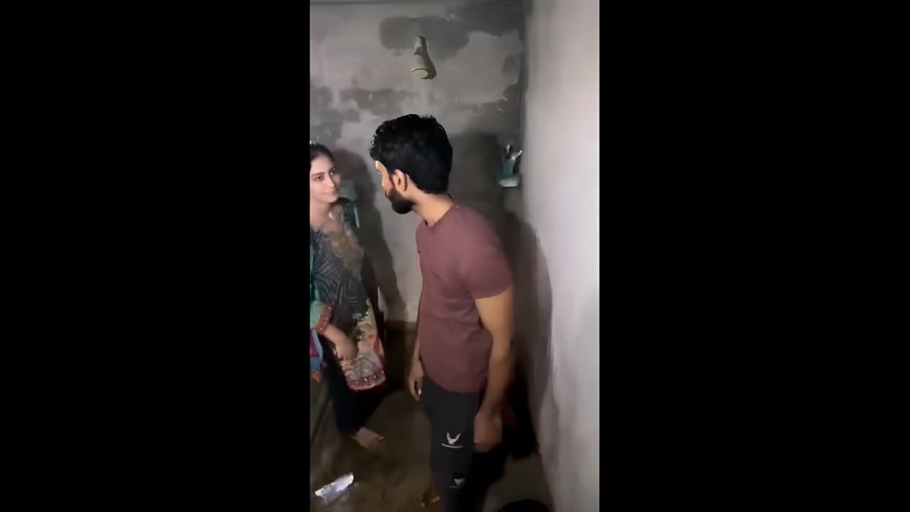 Pakistani Babe Fucking in Bathroom