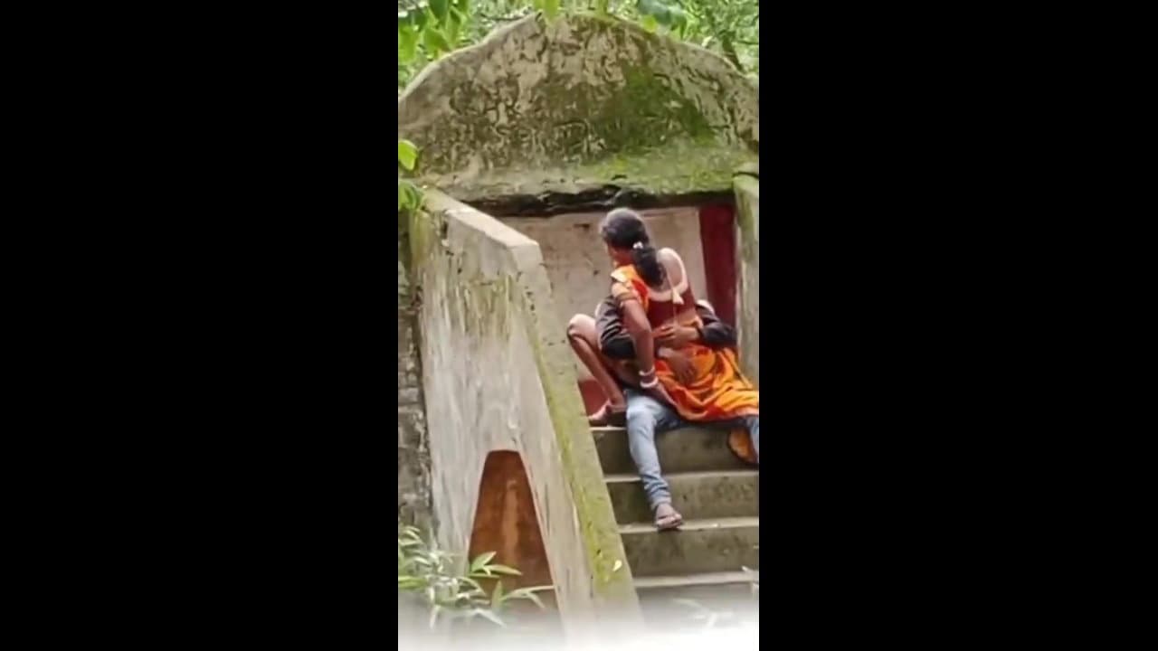 Outdoor Sex With Bhabhi