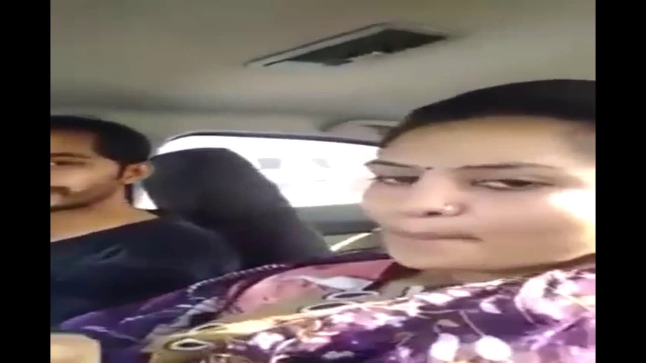 Car Mein Bhabhi Ghumane Ke Baad Raat Mein Bhabhi Ki Jabarjast Chudai Ki