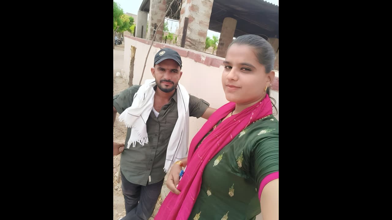 Chubby Village Bhabhi MMS