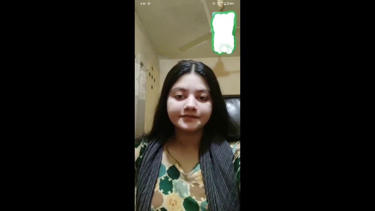 Bangladeshi Smiling Chubby Girl Nude Boobs Paid Live Show