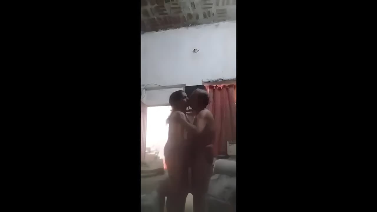 Aunty Giving BJ