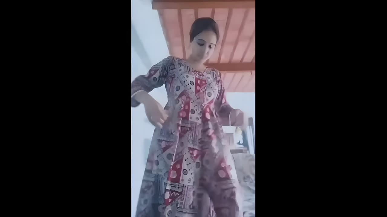 Hot Babe Dress Change to Show