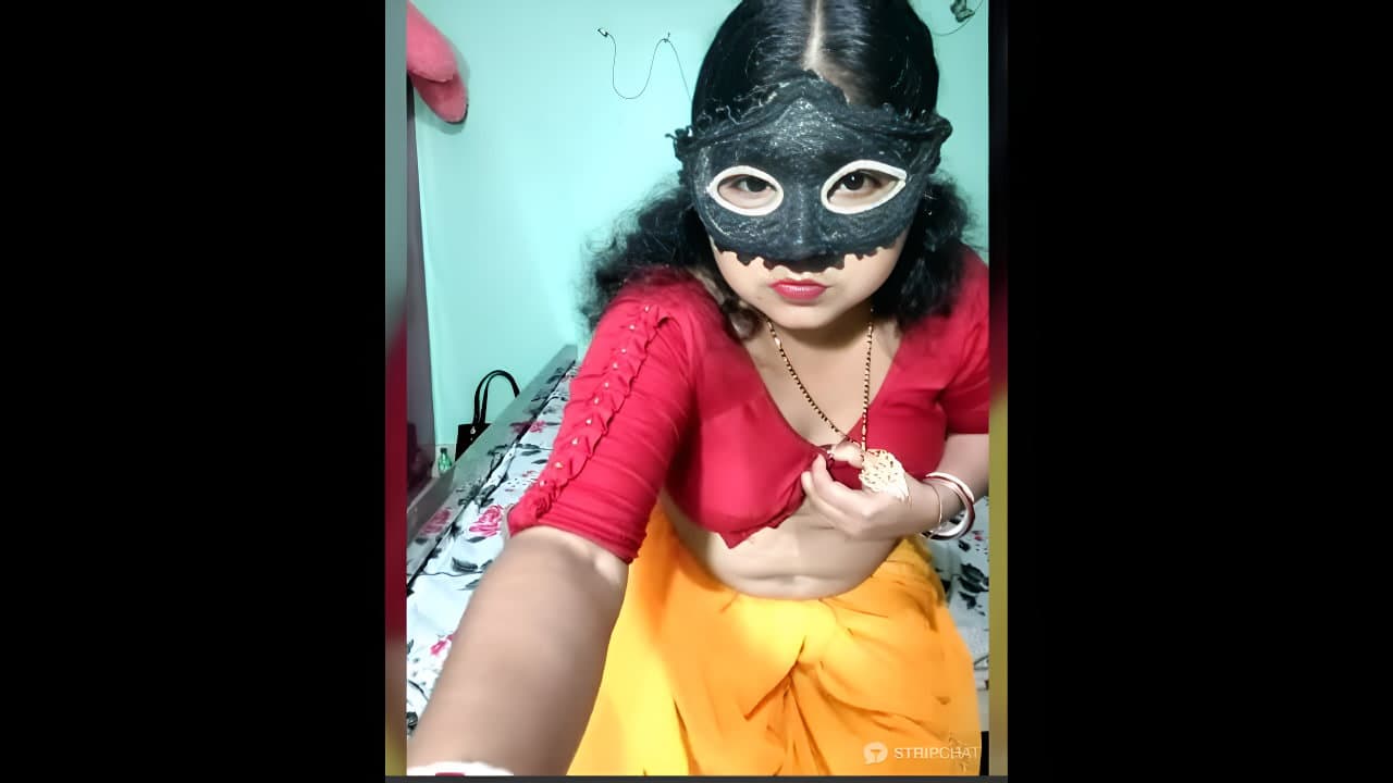 Mourani24 Stripchat Ticket Show
