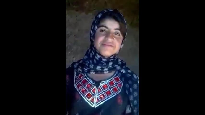 Pathani Girl Shows Boobs And Pussy