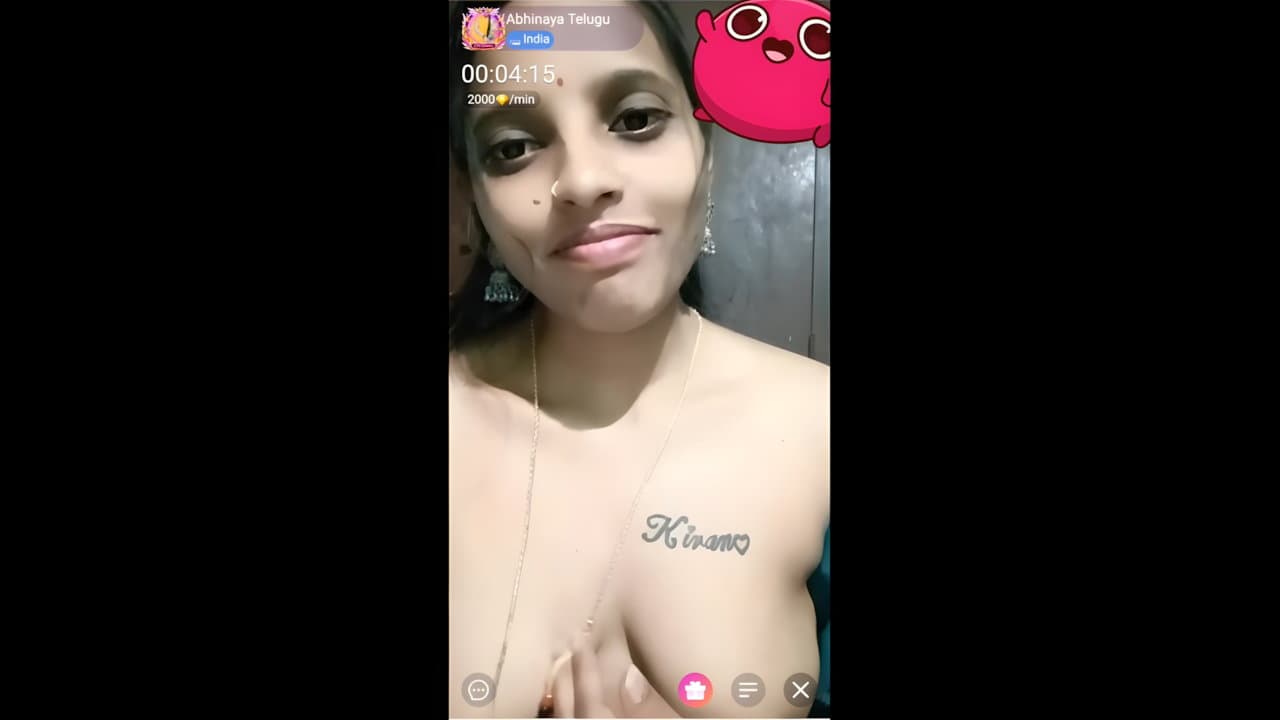 Abhinaya Hot Telugu Girl Live Chamet Show