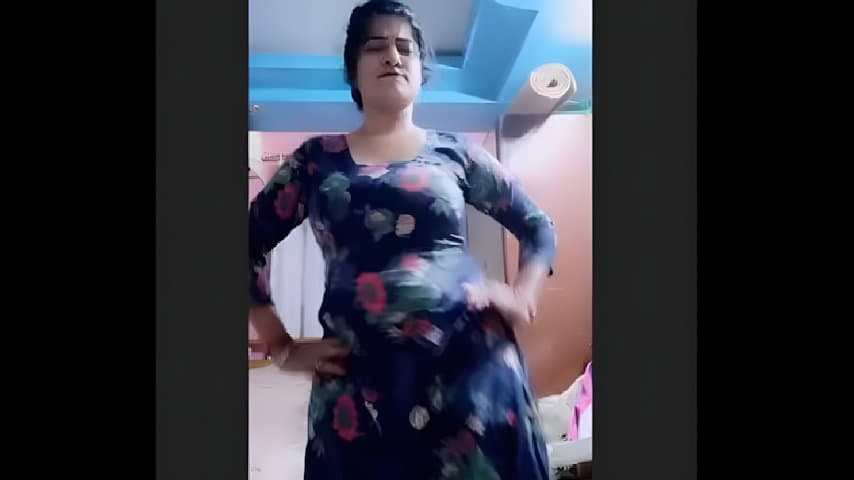 Manju Queen Hot Sexy Bhabhi Live