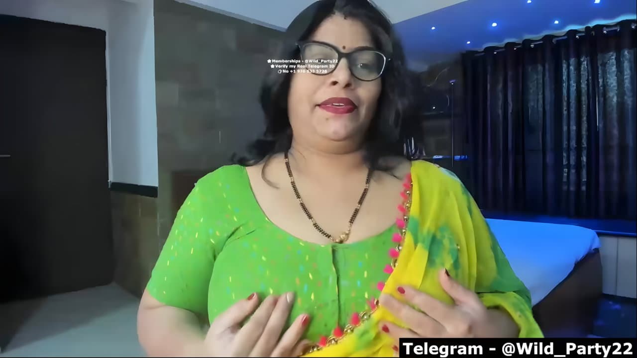 Tarivishu23 Sexy Boobs Show