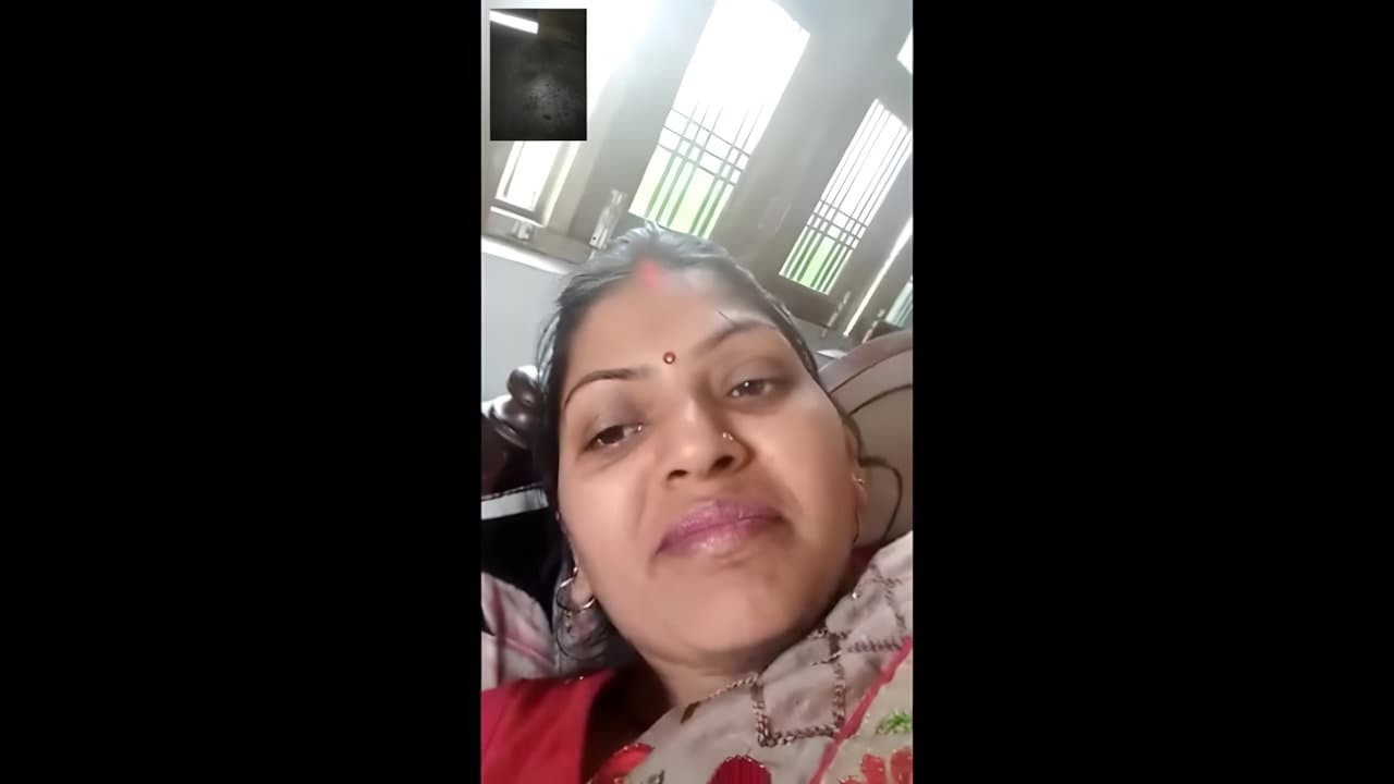 Naughty Bhabhi Strips Saari and Teases Pussy on Video Call