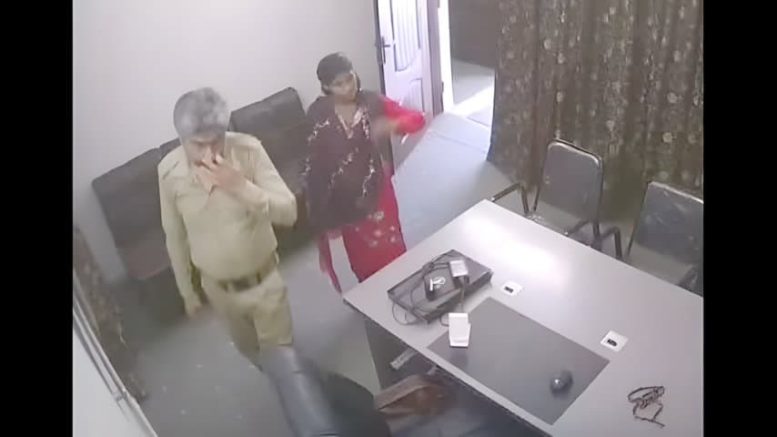 Hot Karachi Sex Scandal