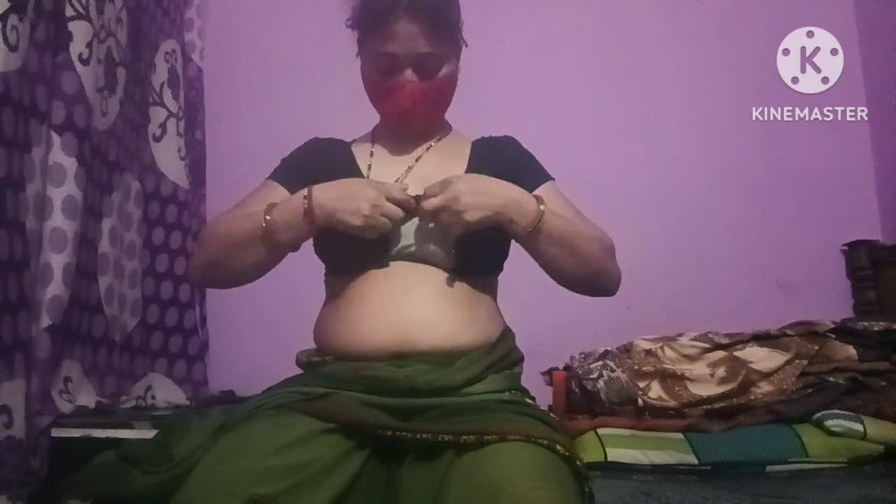 Newlywed Wife Fingering Her Tight Pussy