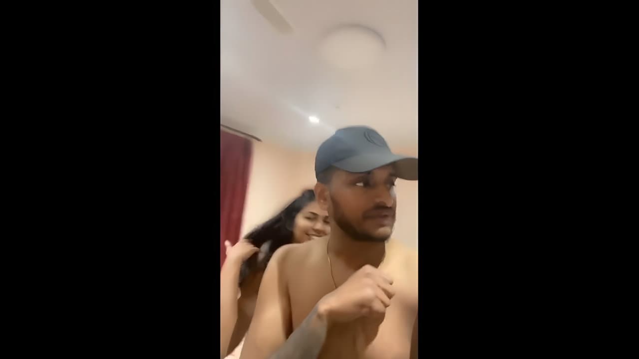 Horny Slim Babe Pussy Play And Dick Sucking