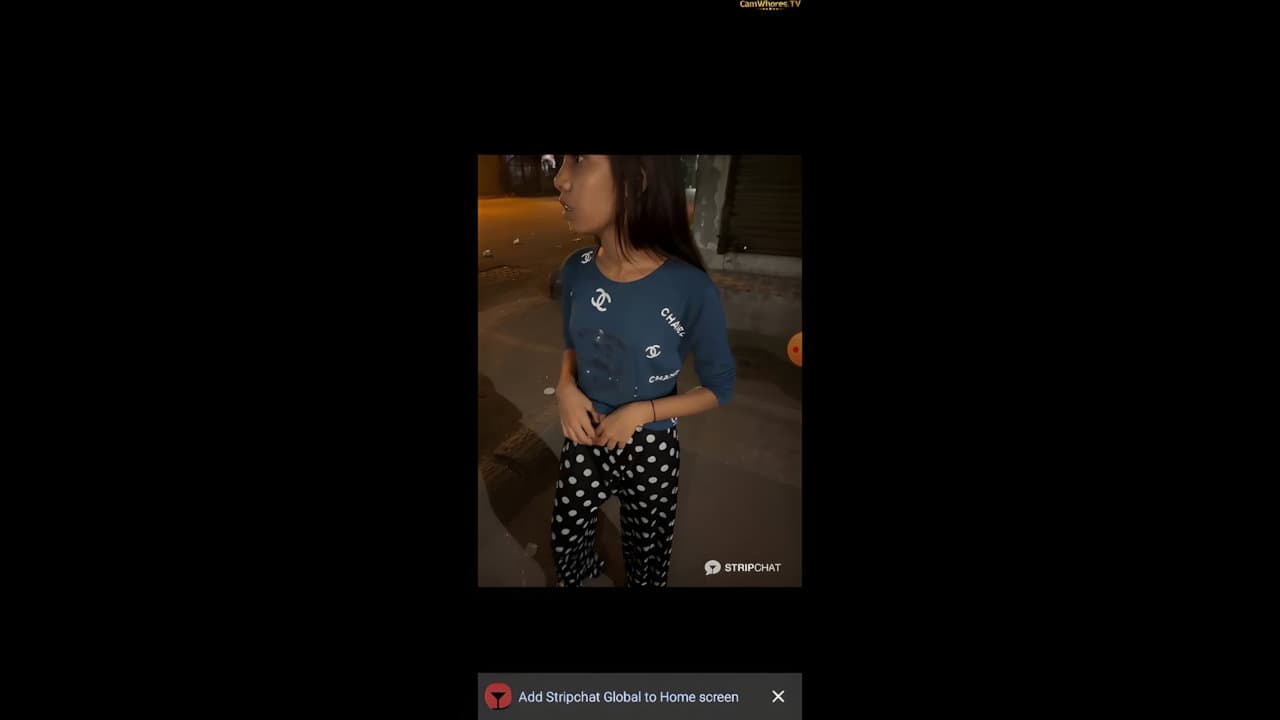 18 Year Old Teen Gives Outdoor Blowjob and Poses Nude