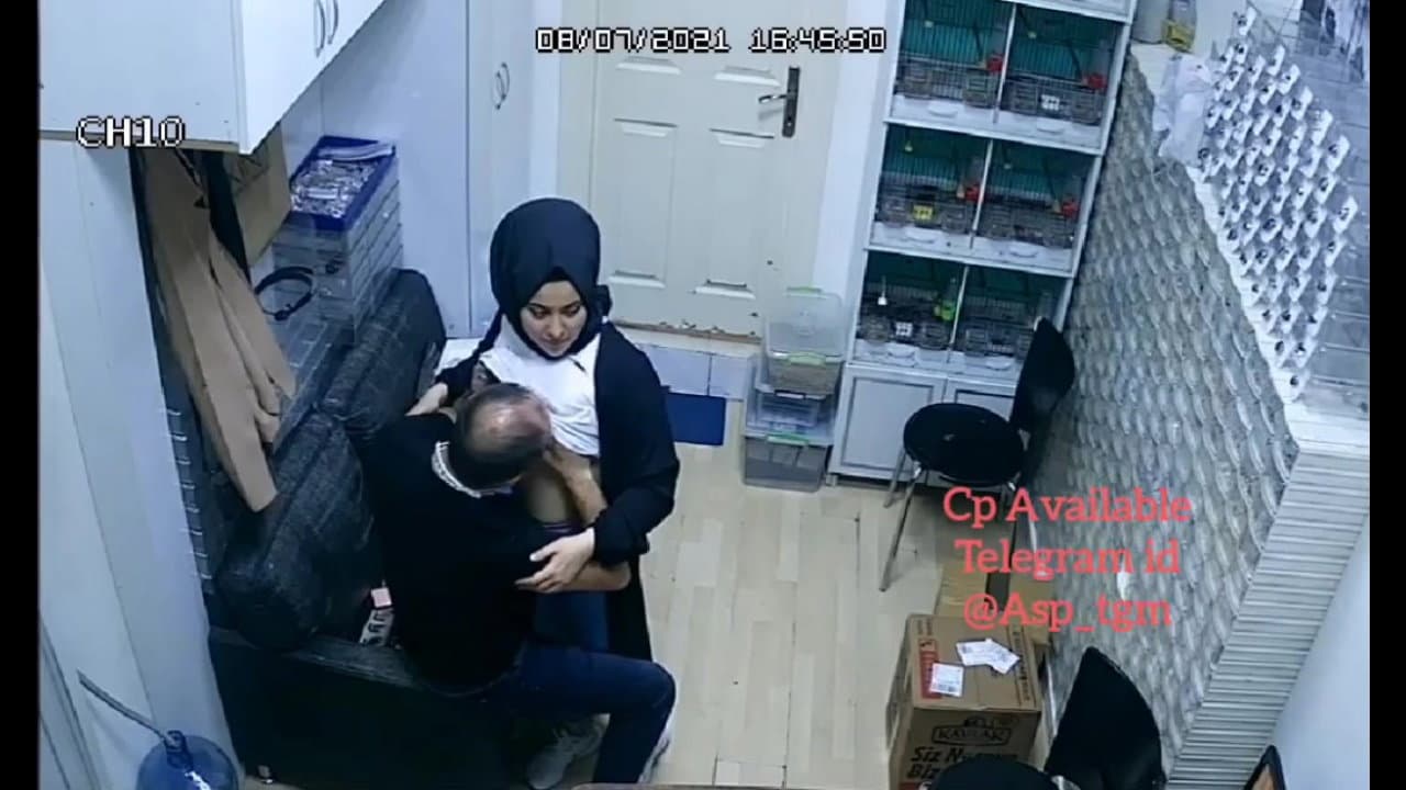 Lab Assistant Sucking Boss Cock And Boobs On CCTV