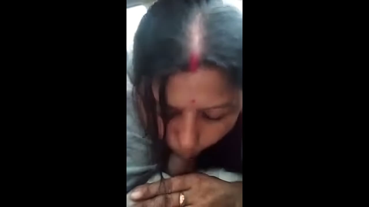 Horny Assamese Woman Wild Car Affair