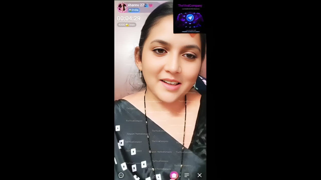 Shannu Aunty Full Nude Seductive Show