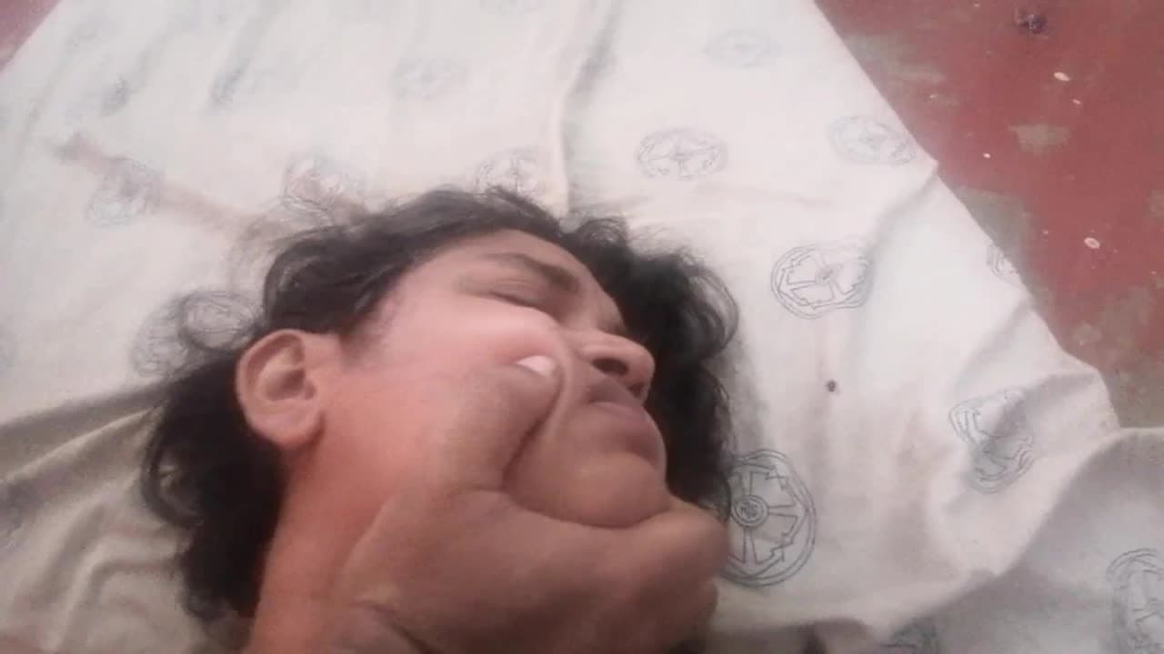 Desi Stepmom Shares Her Wet Pussy With Stepson