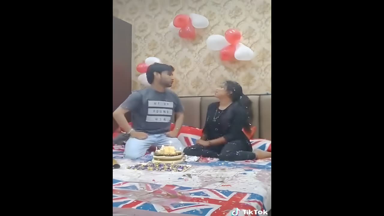 Birthday Sex Celebration With Hot Girlfriend