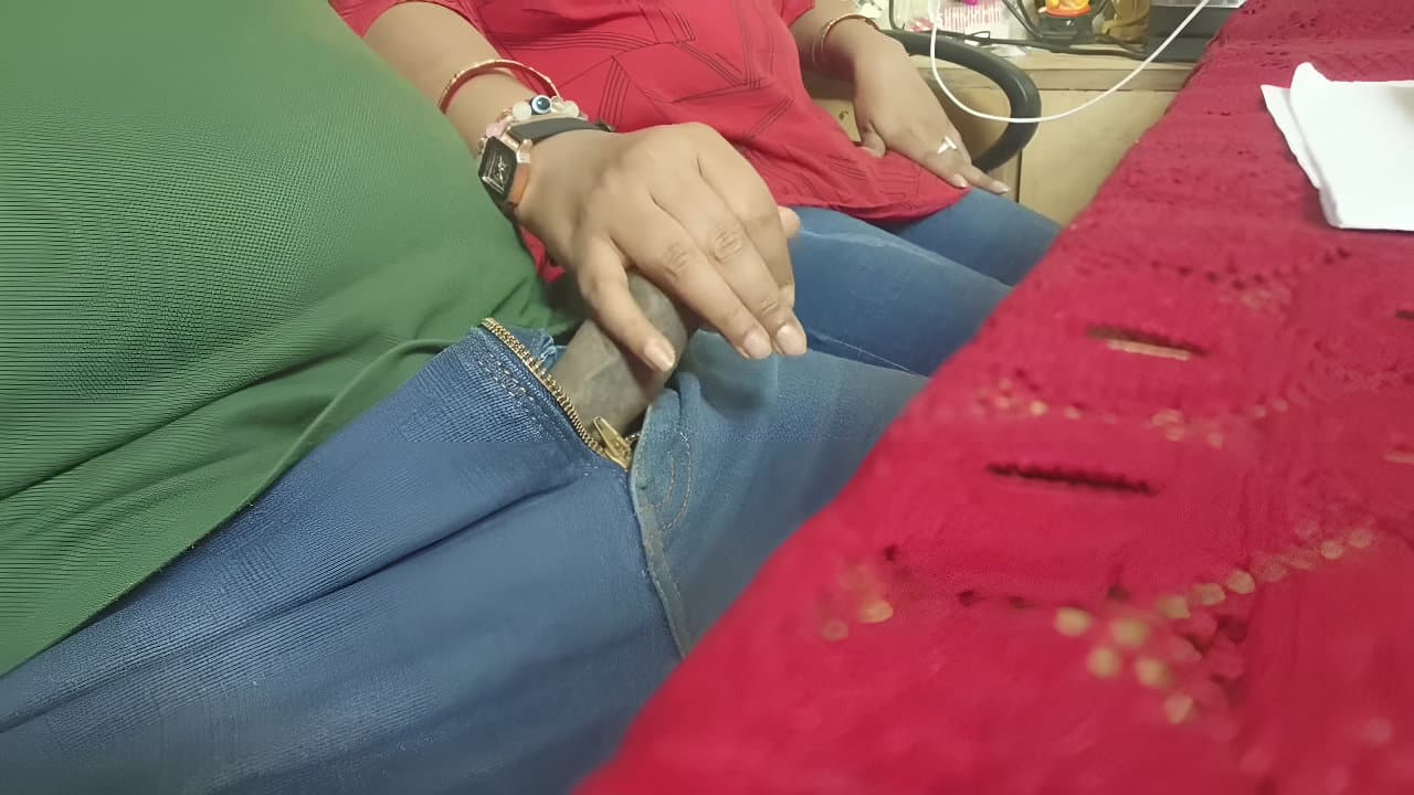 Hot Office Sex with Personal Assistant in Cabin