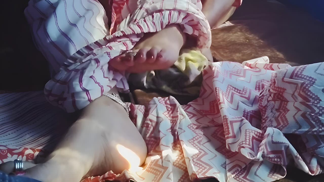 Horny College Girl Fucked Hard in Moving Bus